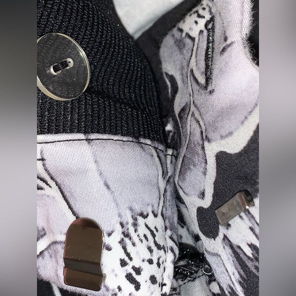 ALFANI floral cropped slimming pants women’s  size 10 - Picture 9 of 10